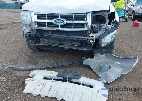 2011 Ford Escape Xls из США, поврежденный, VIN 1FMCU0C70BKB58478